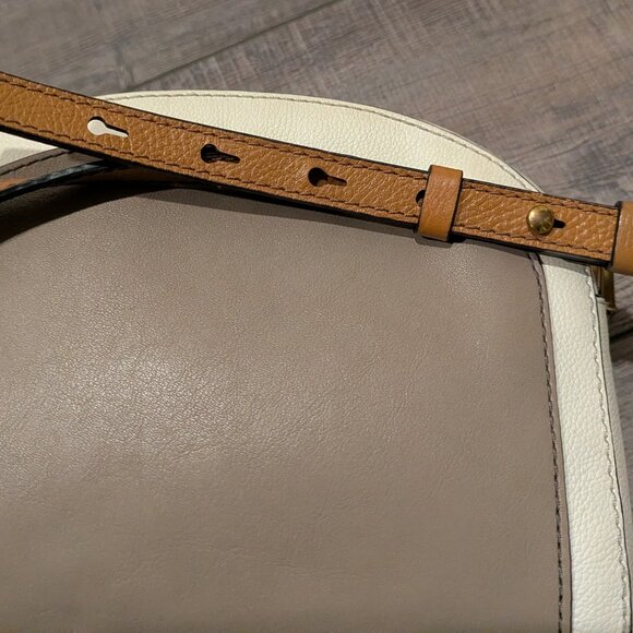 Fossil Chelsea Colorblock Leather Crossbody Bag White Tan ZipTop Everyday Casual - Picture 8 of 11